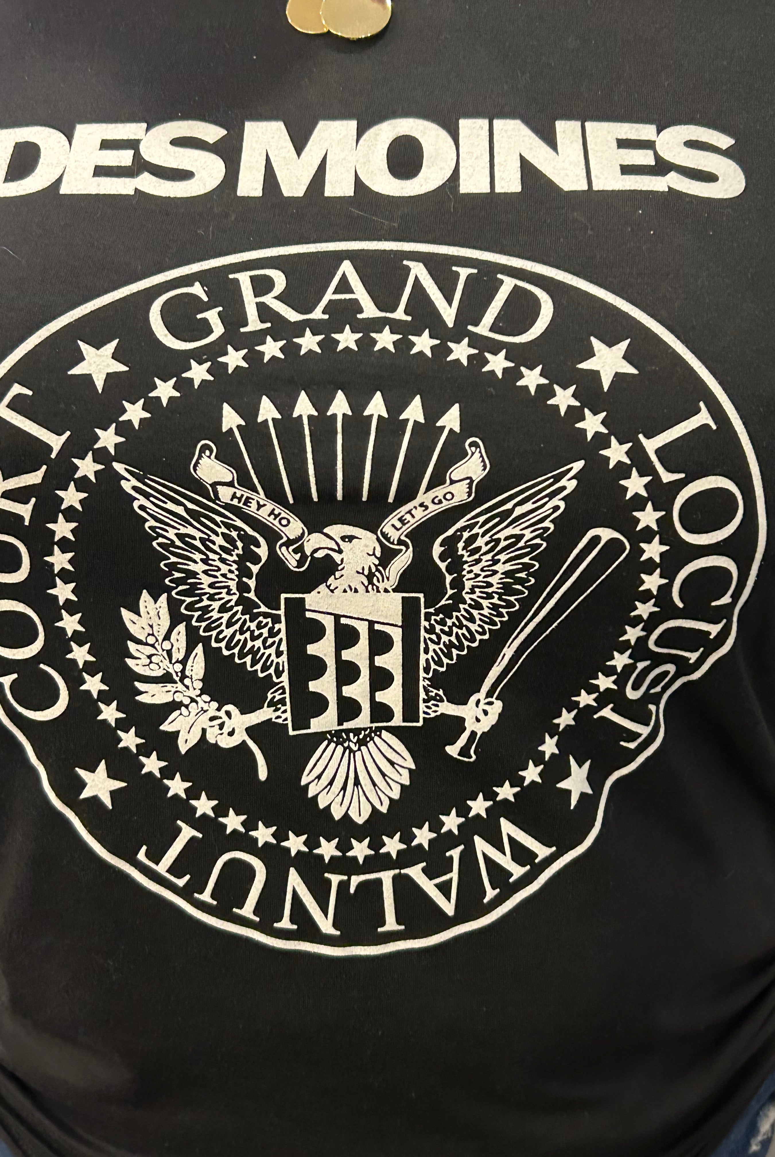 Des Moines Seal Tee