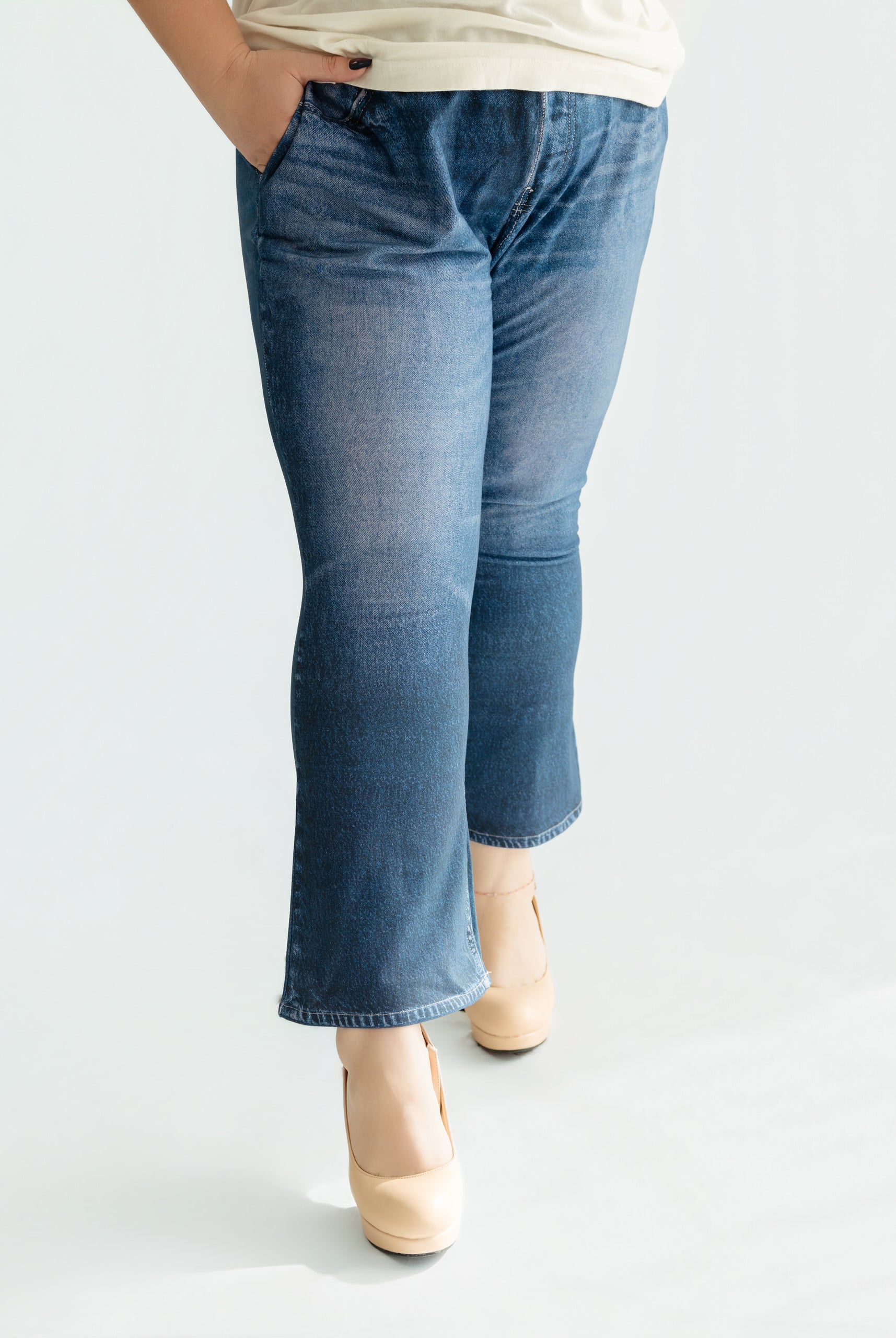 26.5" Illusion Bootcut Crop