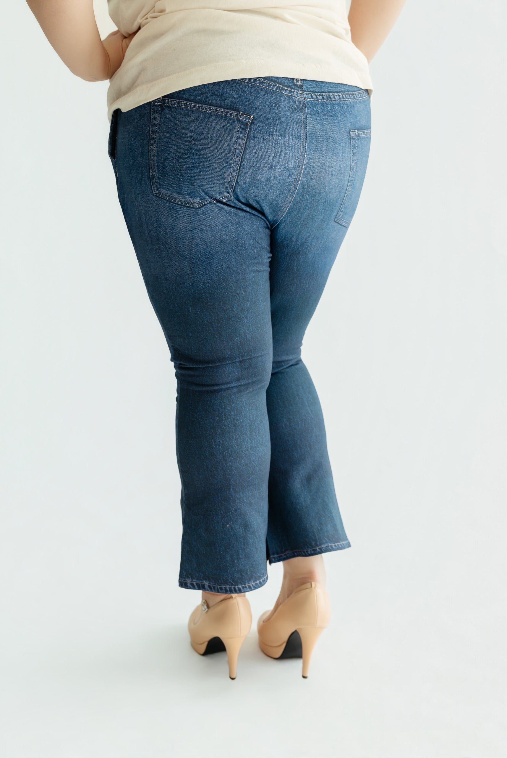 26.5" Illusion Bootcut Crop