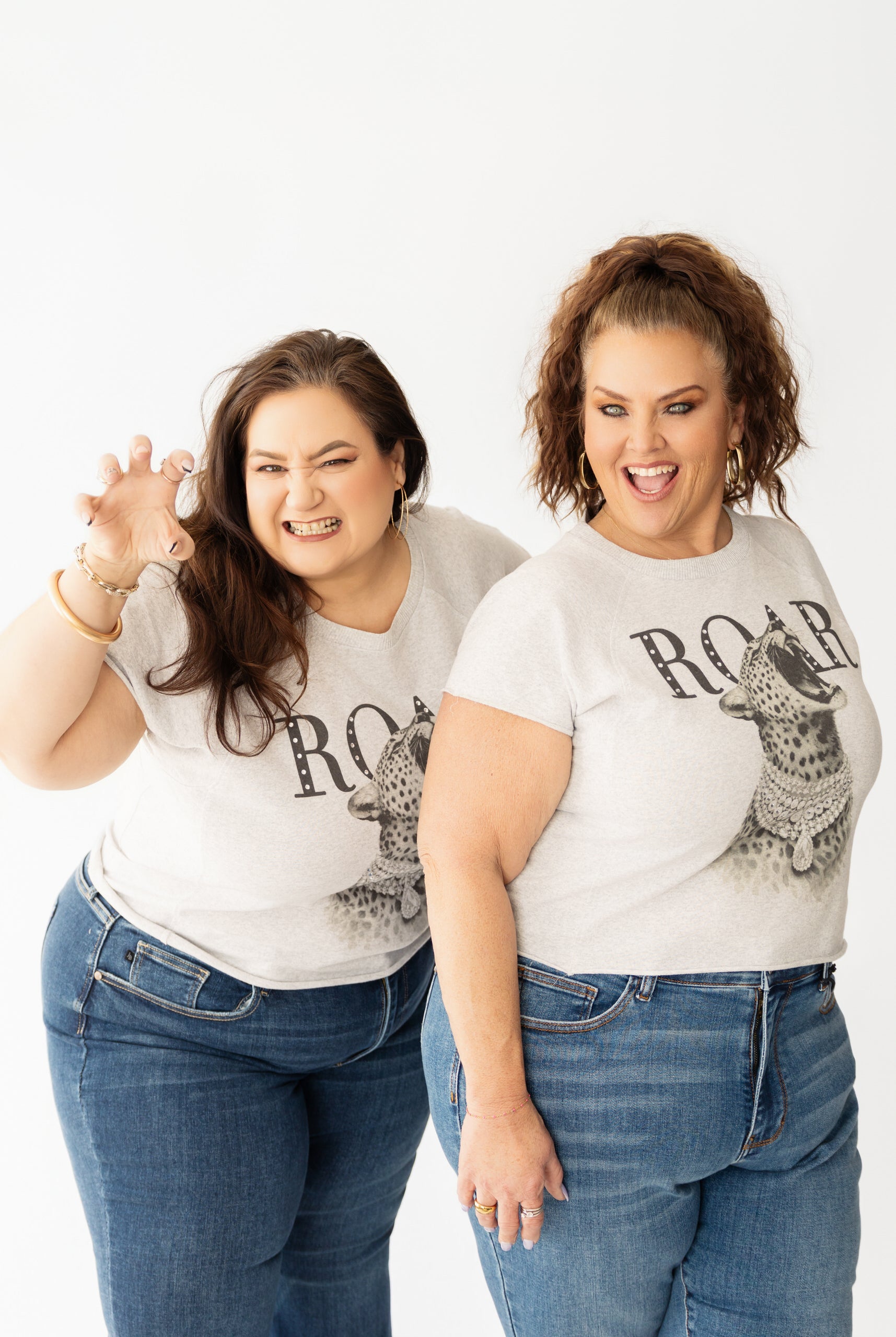 ROAR Tee