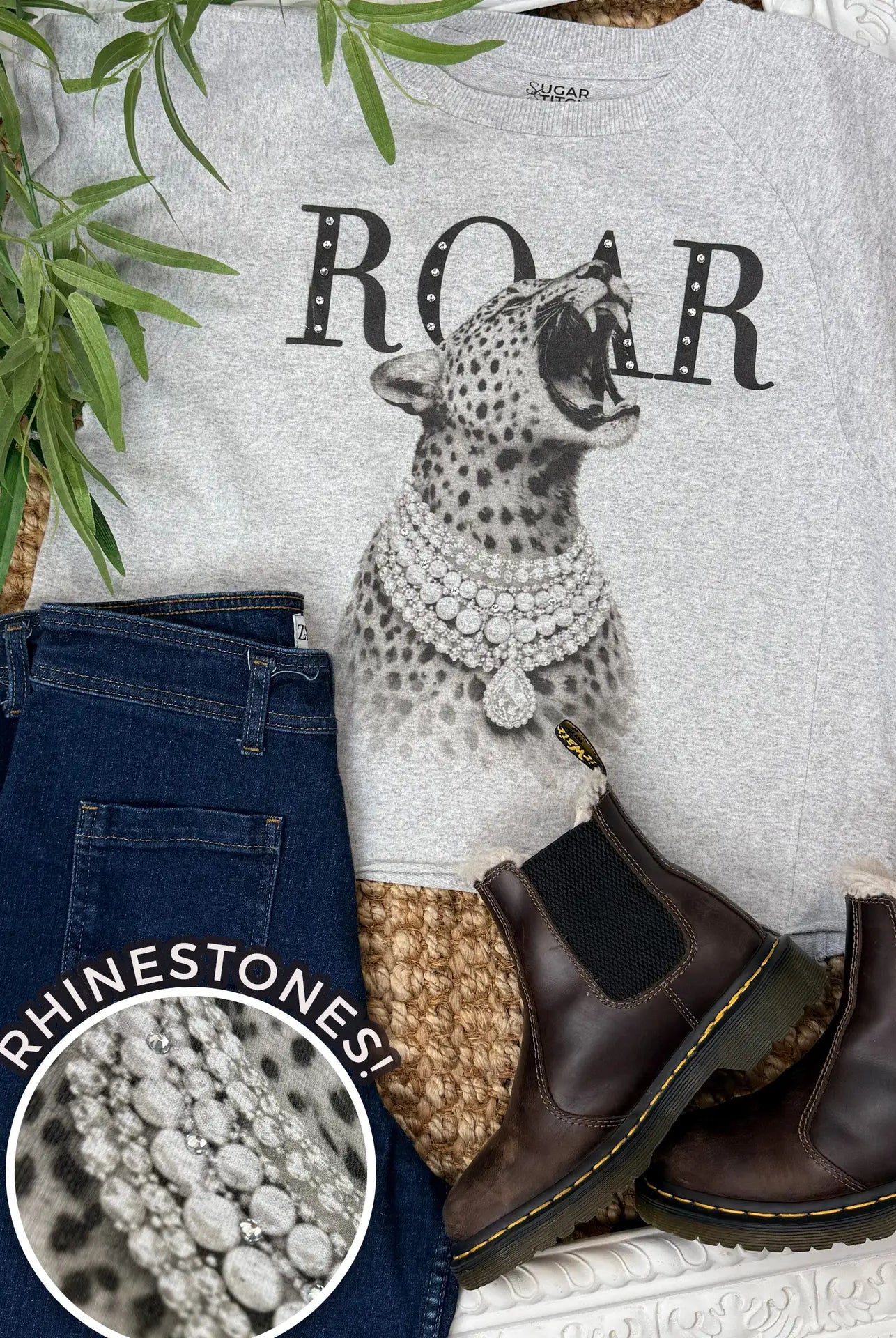 ROAR Tee
