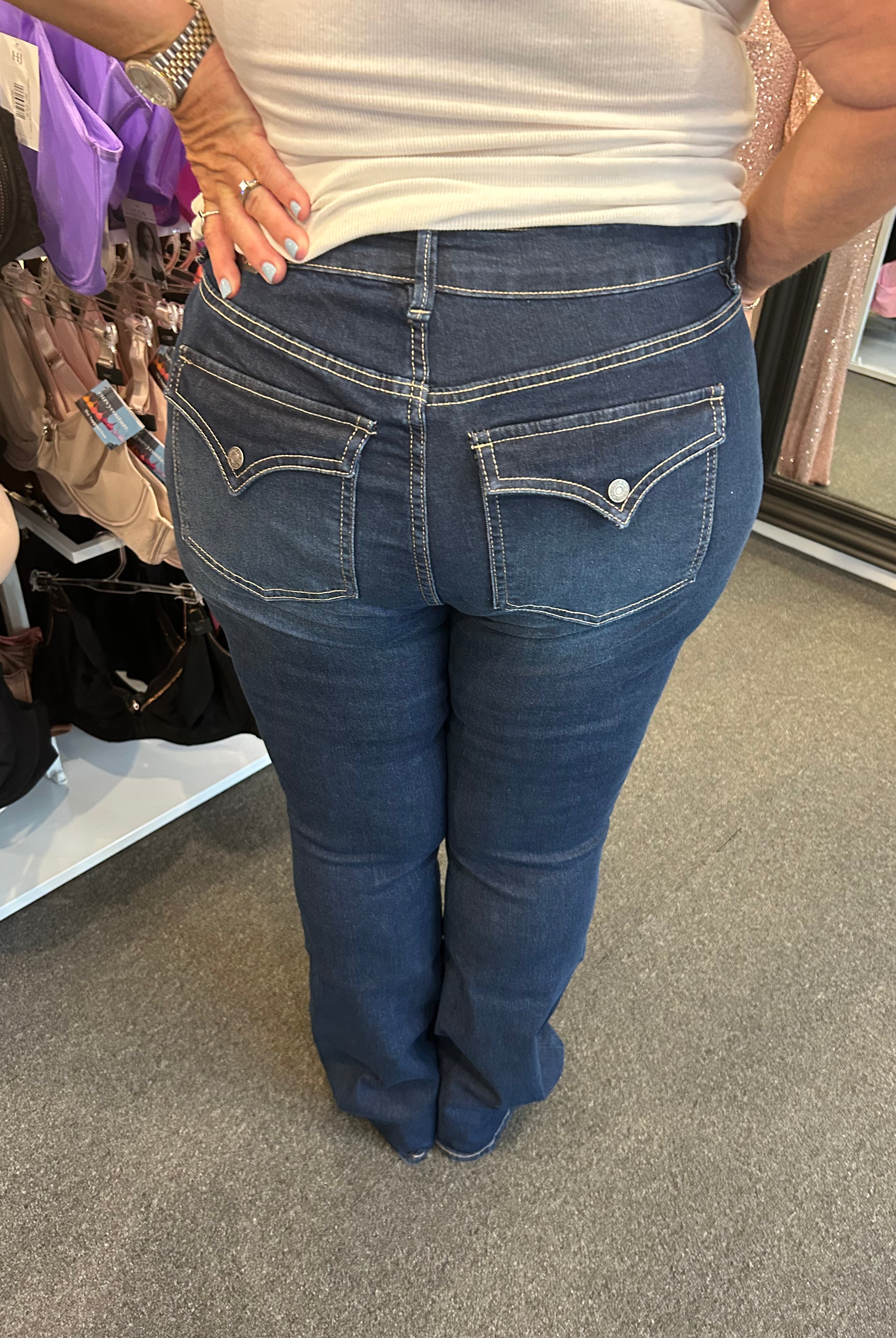 33" Mid-Rise Contour Bootcut by Royalty