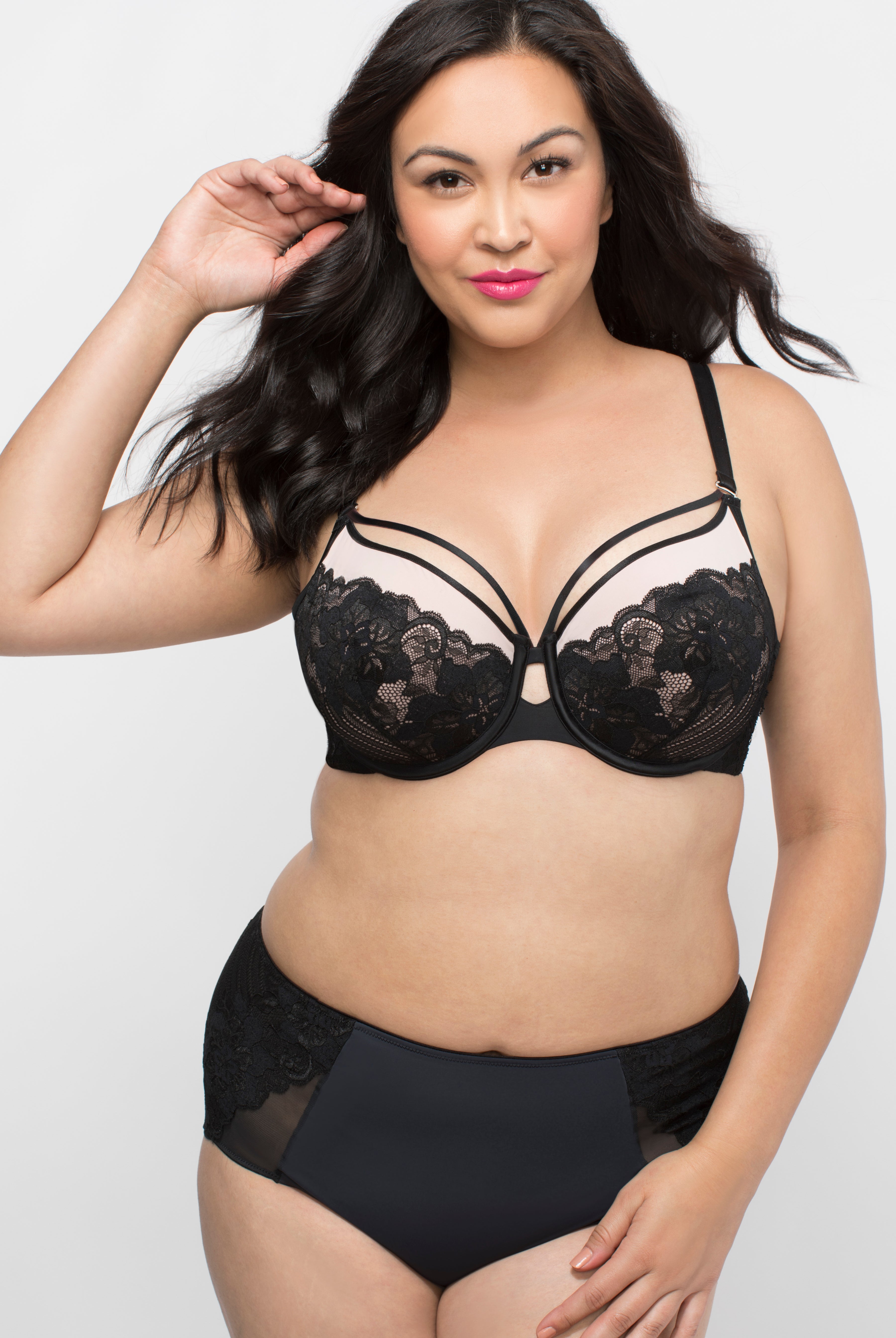 Marlene Strappy Convertible Lace Push-Up Bra