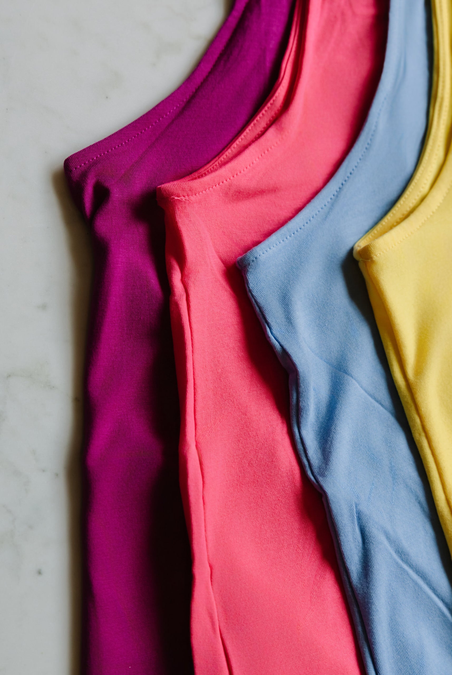 Round Hemmed Tank