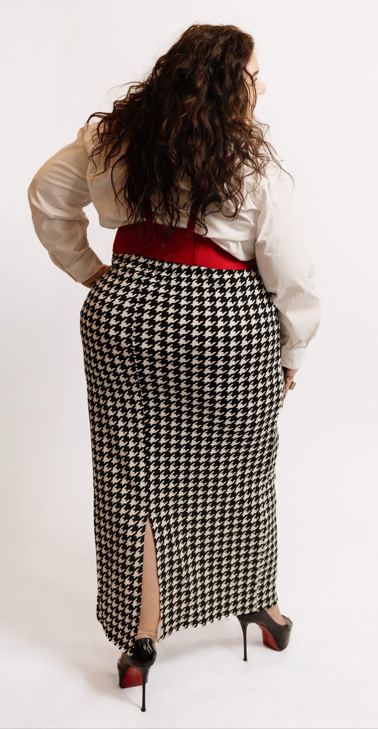 High-Waist Houndstooth Pencil Skirt