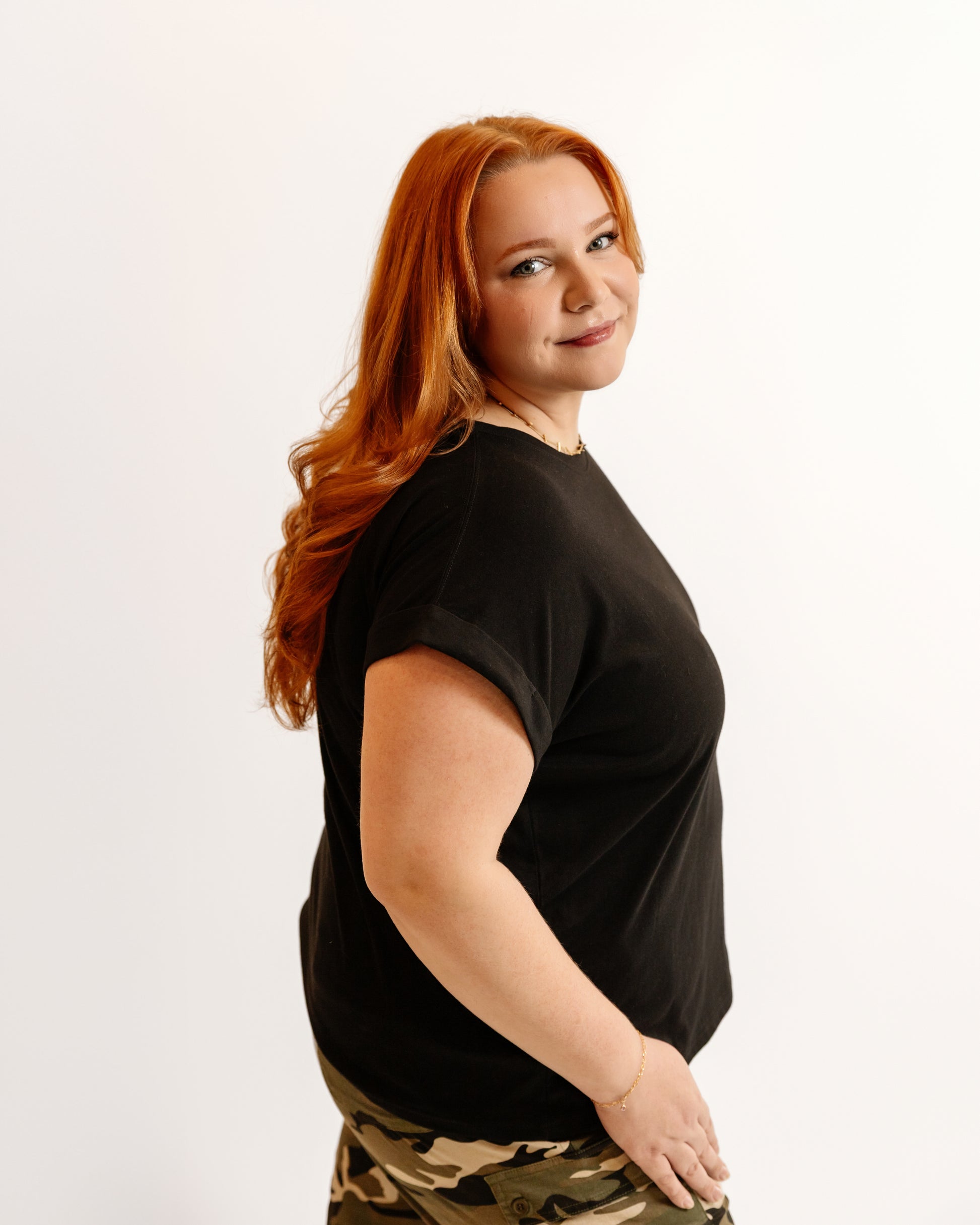Sandra Tee