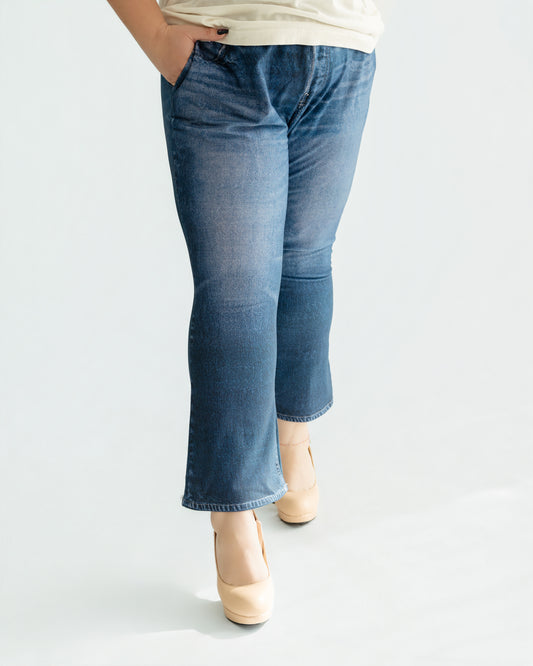 26.5" Illusion Bootcut Crop