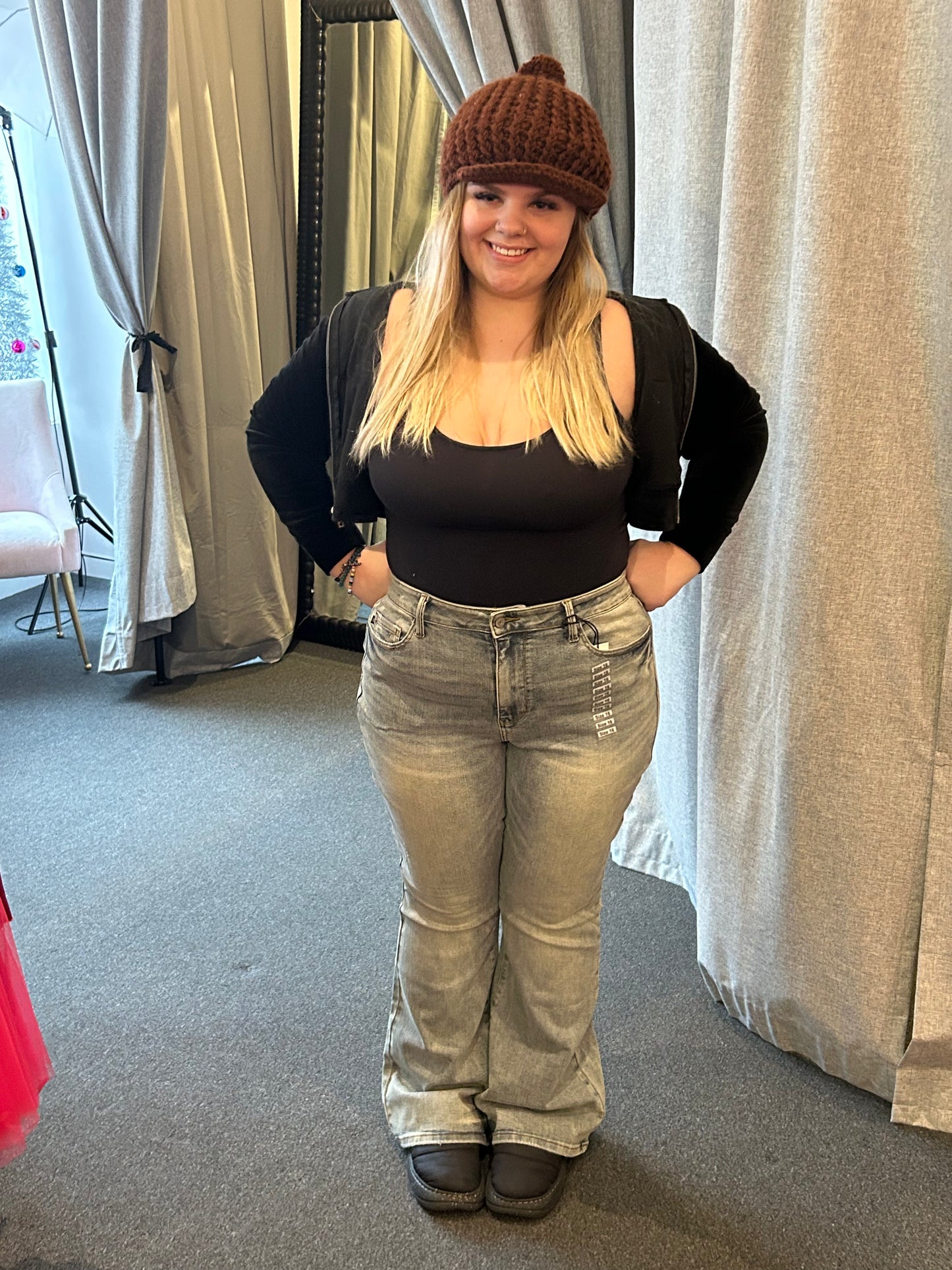 Judy Blue Mid-Rise Light Wash Flare