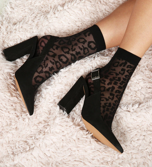 Sheer Leopard Ankle Socks