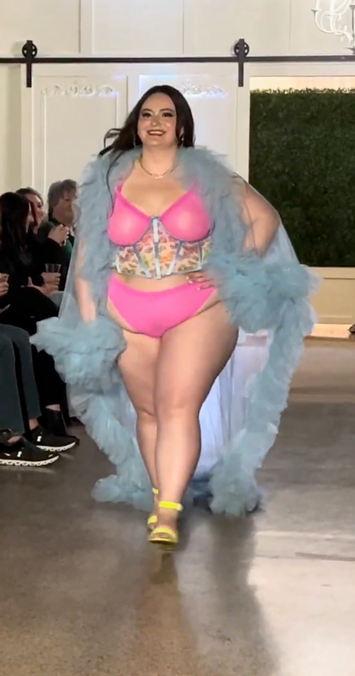 Hollywood Siren Tulle Robe